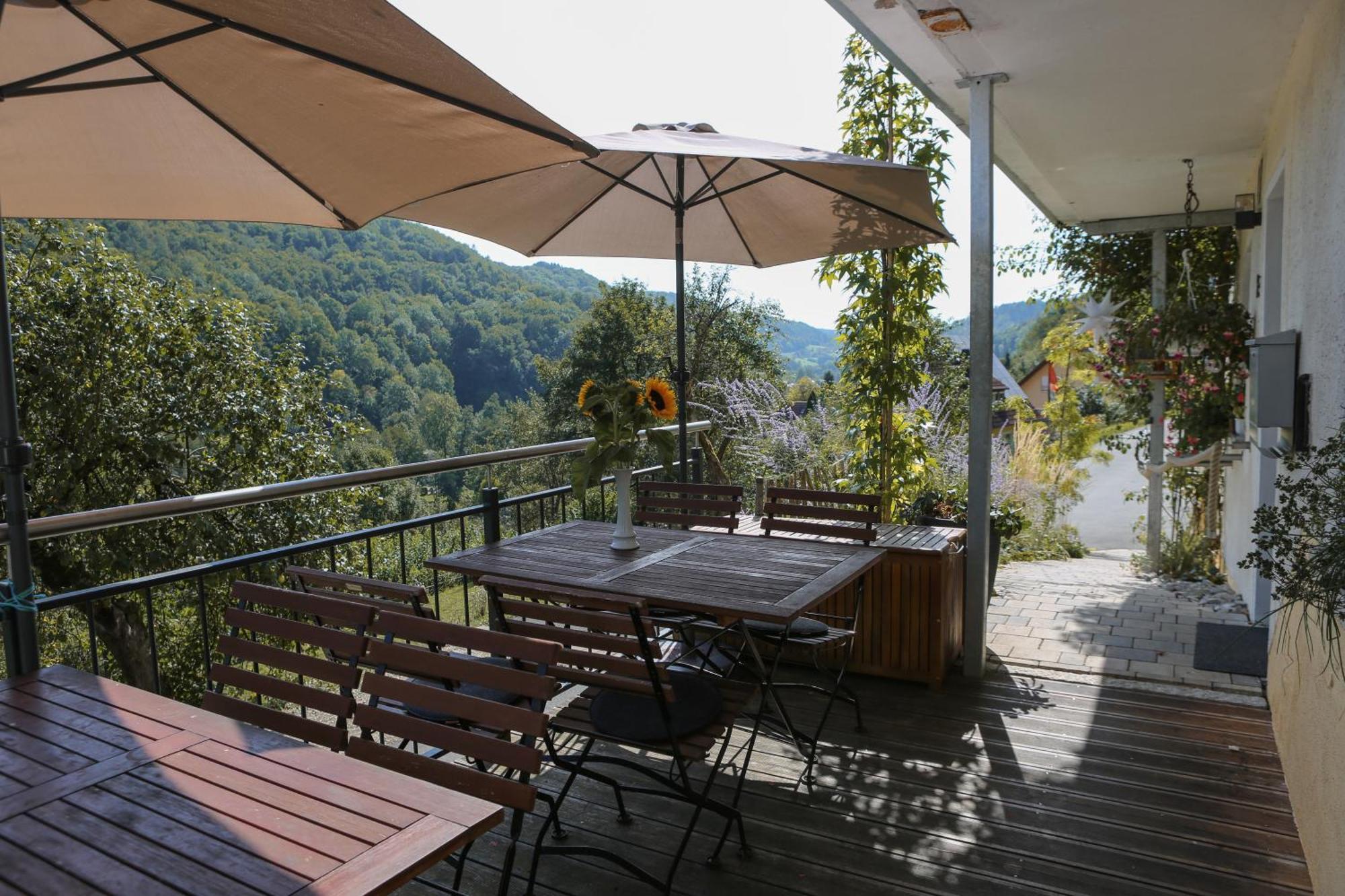 Ferienwohnungen Porisch Egloffstein Buitenkant foto
