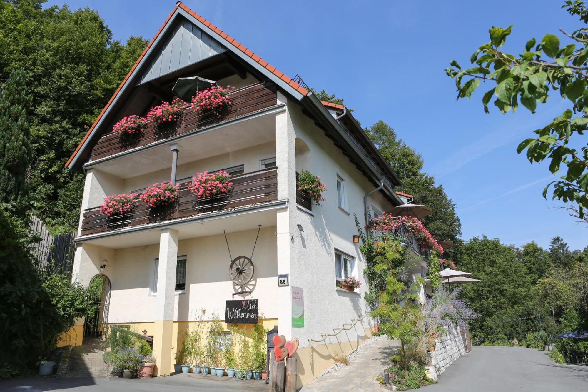 Ferienwohnungen Porisch Egloffstein Buitenkant foto