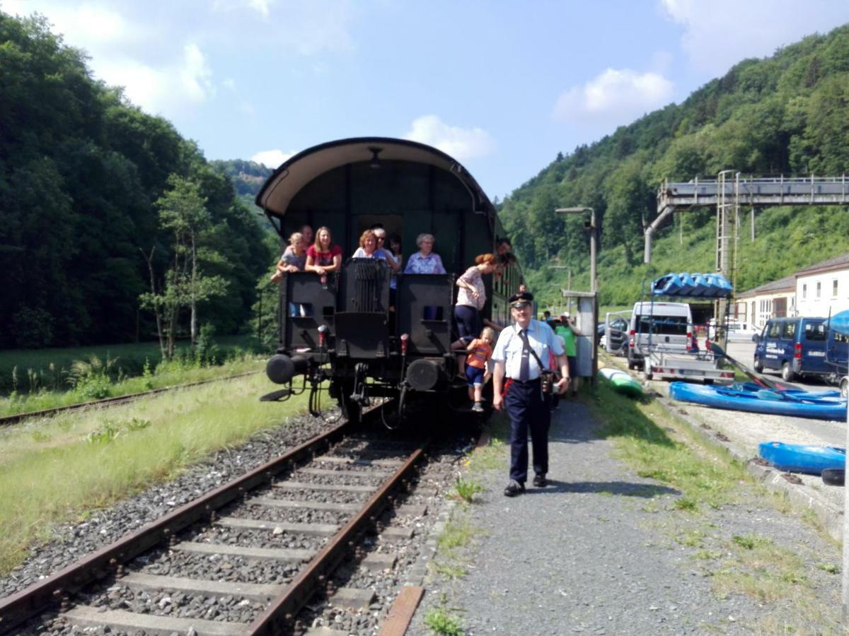Ferienwohnungen Porisch Egloffstein Buitenkant foto
